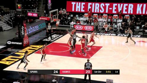 《NBA全场集锦》我的预判你预判不到！特雷杨抢断后三分线急停再加速甩掉防守轻取两分