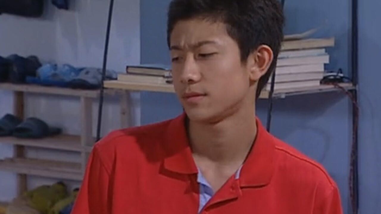 《家有儿女4》第41集01：刘梅不同意给刘星买鞋，他竟然给姥姥说刘梅让他的脚受牢狱之灾_高清1080P在线观看平台_腾讯视频