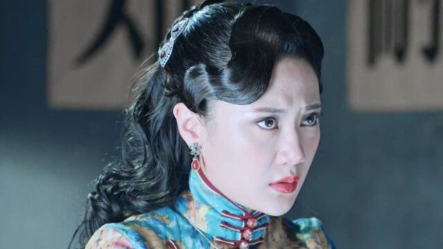 《兄弟营》第9集02:赵石磊审问叶百合枪的来源,原来是叶百合为了防身