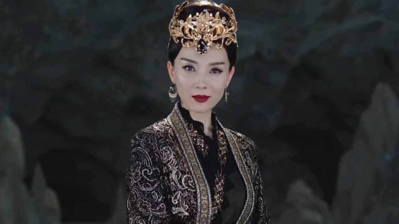 《择天记》第9集01:圣后来到寒潭谭底,抽走小黑龙修为_高清1080p在线