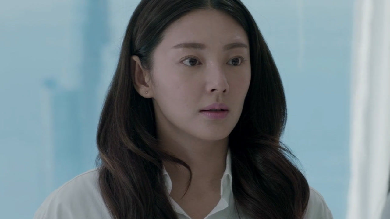 《幻城凡世》第5集02:明娜去冯索家送吃的,没想到会看到洛洛,这下精彩