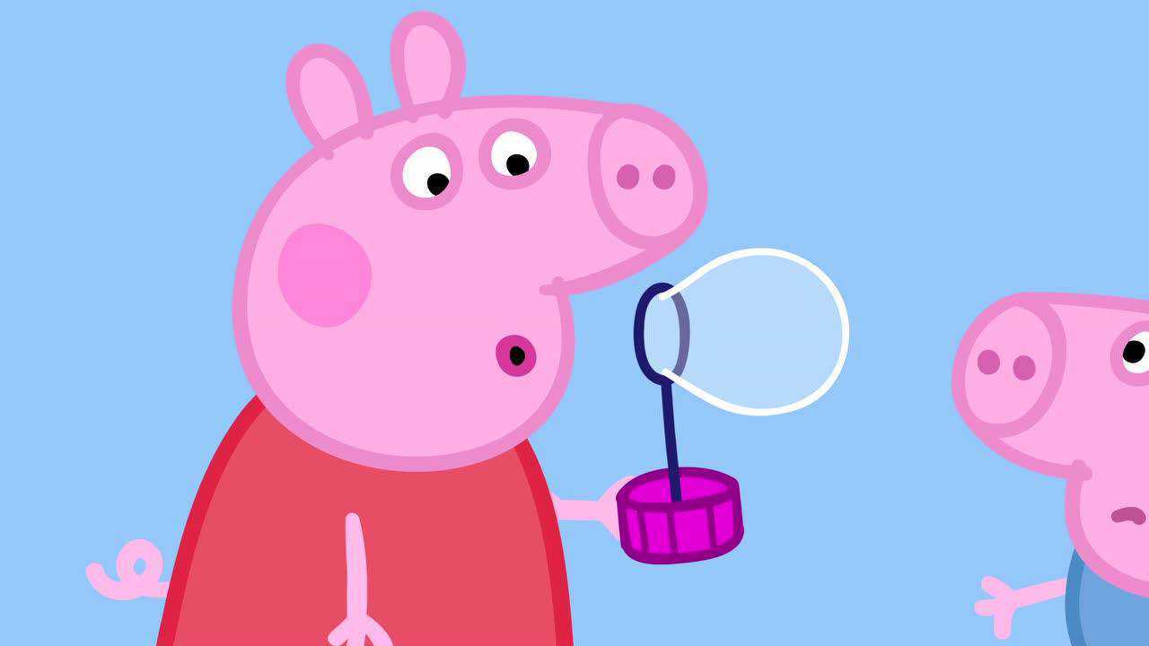小猪佩奇第2季英文版:佩奇玩吹泡泡