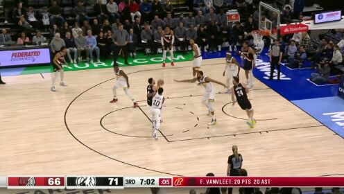 《NBA全场集锦》两名后卫各取所长 夏普梅斯携手连取4分
