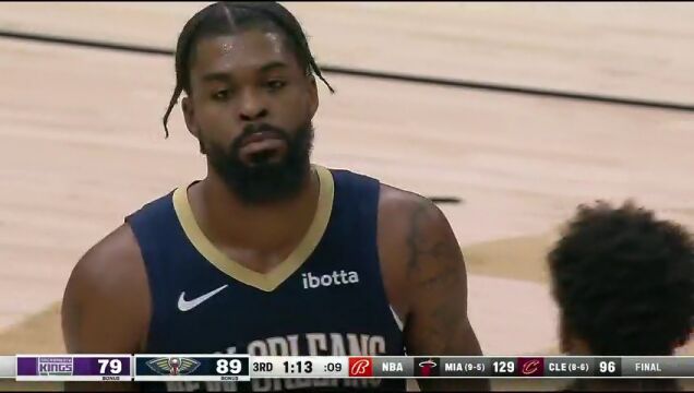 NBA常规赛：国王vs鹈鹕第3节英文原声回放