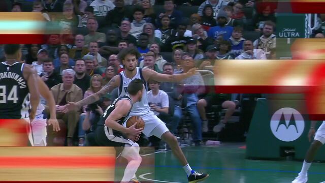 来 老弟几个掌！莱夫利二世送精彩封盖 东契奇击掌以示鼓励