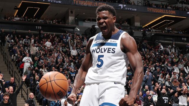 爱德华兹vs掘金集锦 全场拿下24分 压哨扣篮惊艳全场