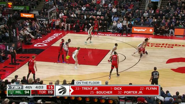 欢迎来到NBA！杰克逊鬼手抢断凌空暴扣一条龙