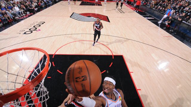 亚历山大vs开拓者集锦 三节打卡砍下28分轻取开拓者