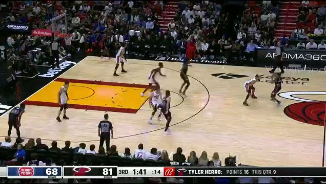 NBA常规赛：活塞vs热火第3节原声解说回放