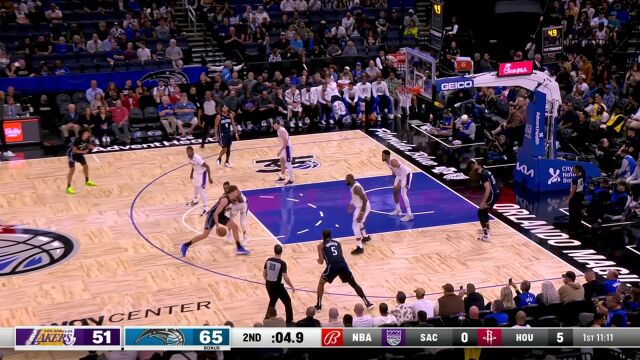 灯亮球进时间刚好！小瓦格纳