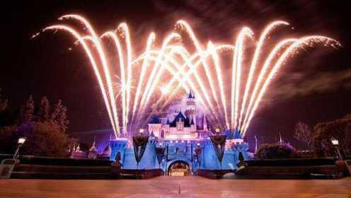 【拍客】上海迪士尼二度测试烟花秀璀璨烟花点亮城堡