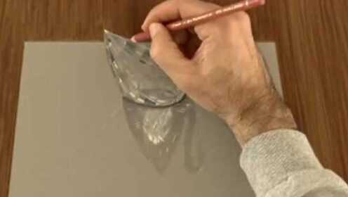 拉丝玻璃：绘制一个三维的施华洛世奇水晶天鹅艺术技巧