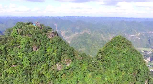 航拍東蘭第一山神仙山 美得如此驚豔