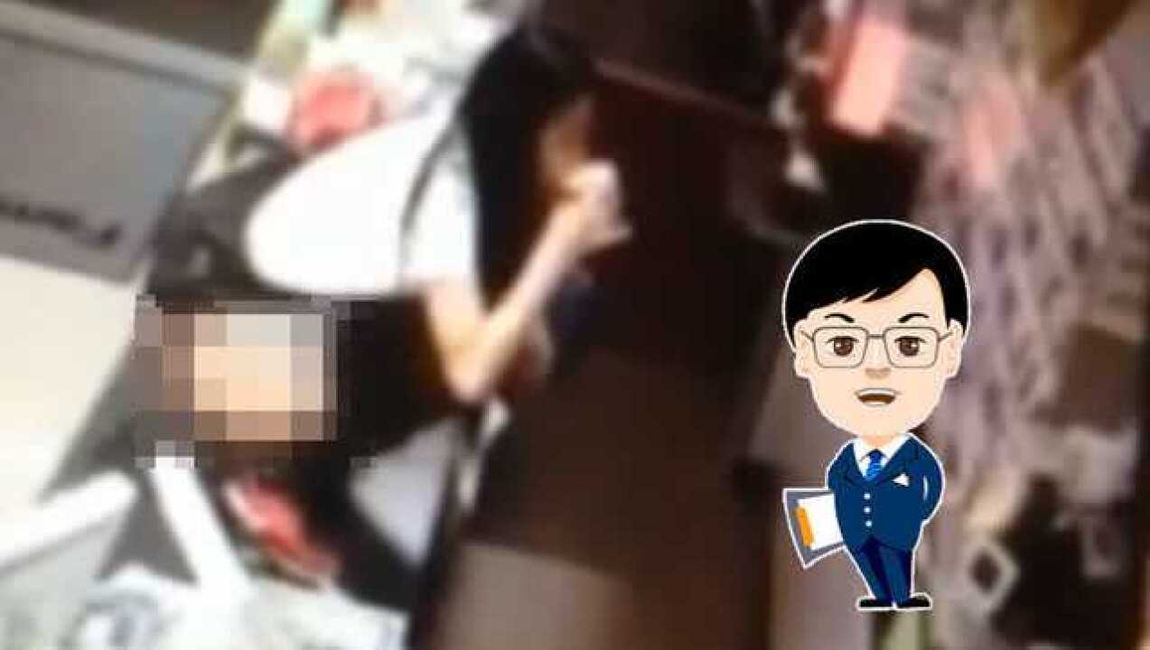 美女为证明咖啡比尿还难喝当场喝下自己的尿_腾讯视频