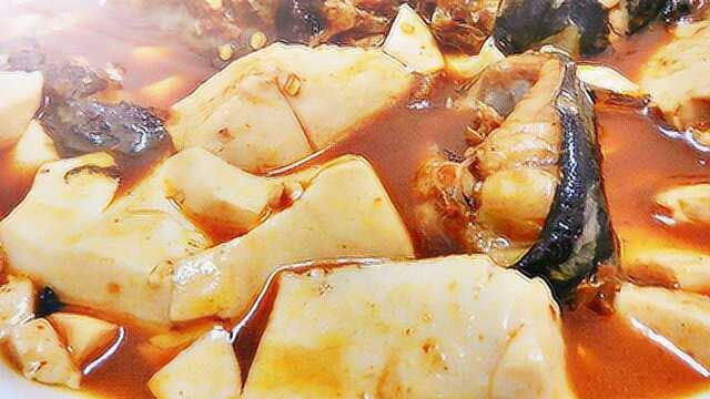 鲢鱼炖豆腐(鲢鱼炖豆腐怎么做好吃窍门)