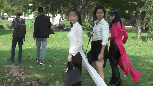 越南姑娘也不差身穿奥黛服饰的姑娘们看着都很漂亮