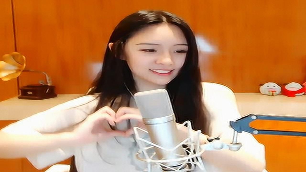 网红阿冷演唱韩安旭多幸运超级好听