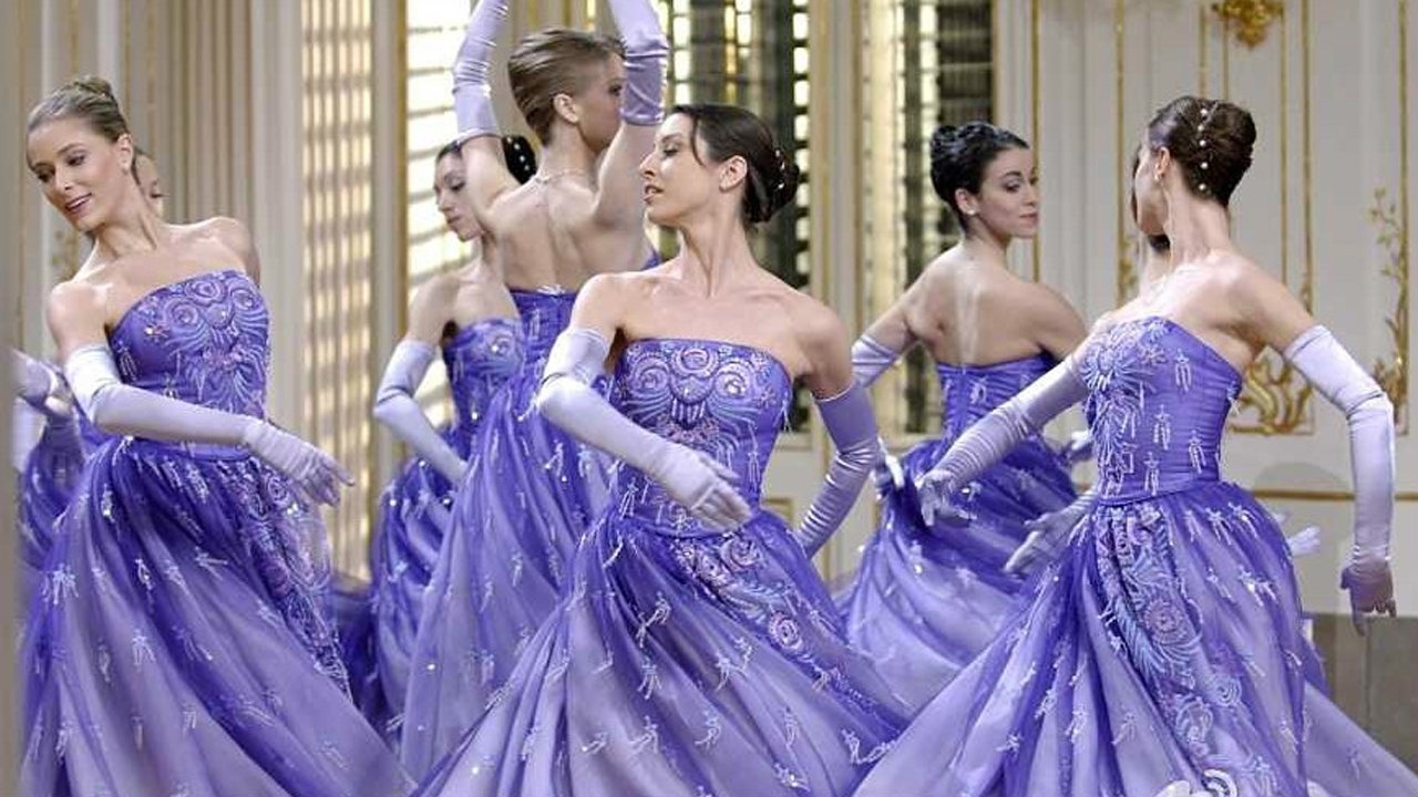 舞蹈维也纳新年音乐会之动力圆舞曲华丽宫廷舞爽心悦目