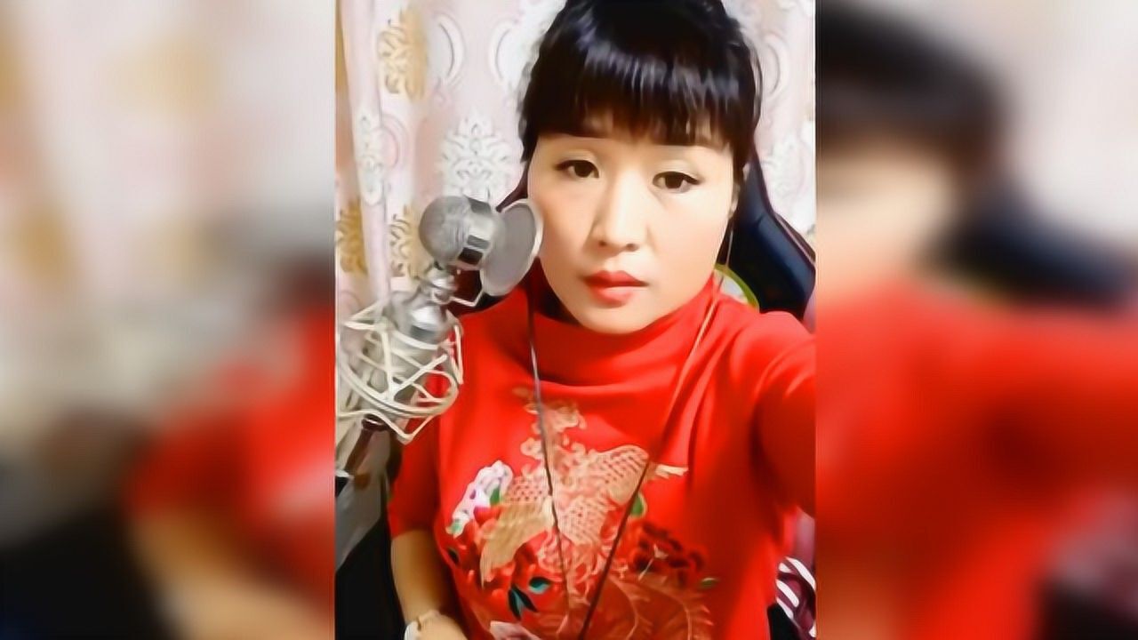 才女刘晓燕直播间献唱拥抱你离去真朴实还是那么接地气