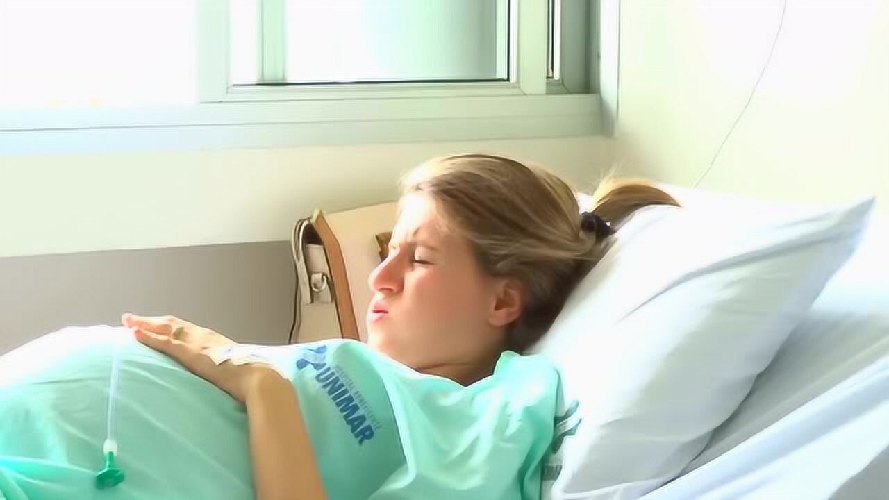 漂亮妈妈被产前阵痛折磨的痛不欲生，痛苦的样子真让人心疼！_高清