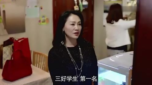 吴佳妮开始秀孩子，吴芳妮要受不了啊