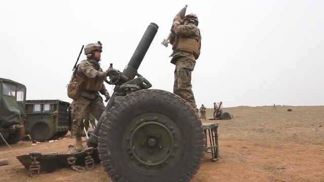 120mm重型迫击炮威力巨大只能用牵引式发射炮弹