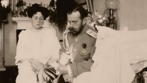 俄国末代沙皇退位时刻，罗曼诺夫家族最后的群像！