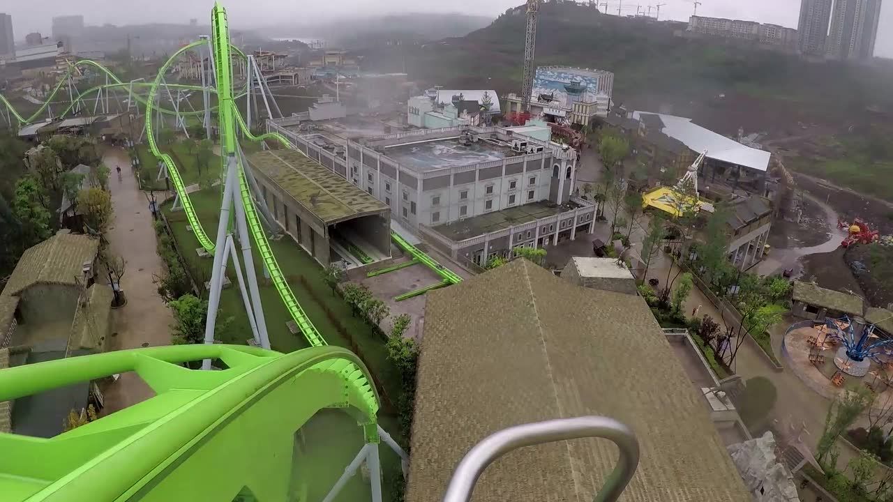 重庆欢乐谷翼飞冲天