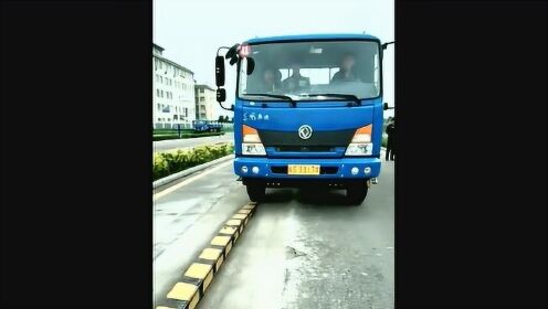 新手学车:满分通过单边桥,厉害了