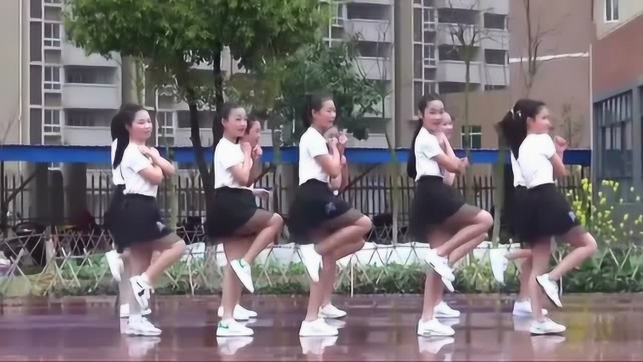 初中生毕业典礼之《淋雨一直走》舞蹈, 少女_腾讯视频