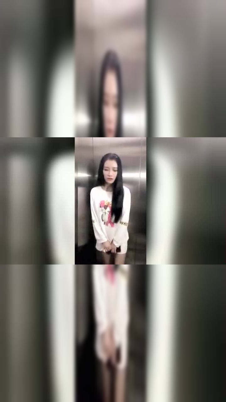 妹子尿急憋不住上电梯这哥们的举动让妹子尴尬的不行!_腾讯视频