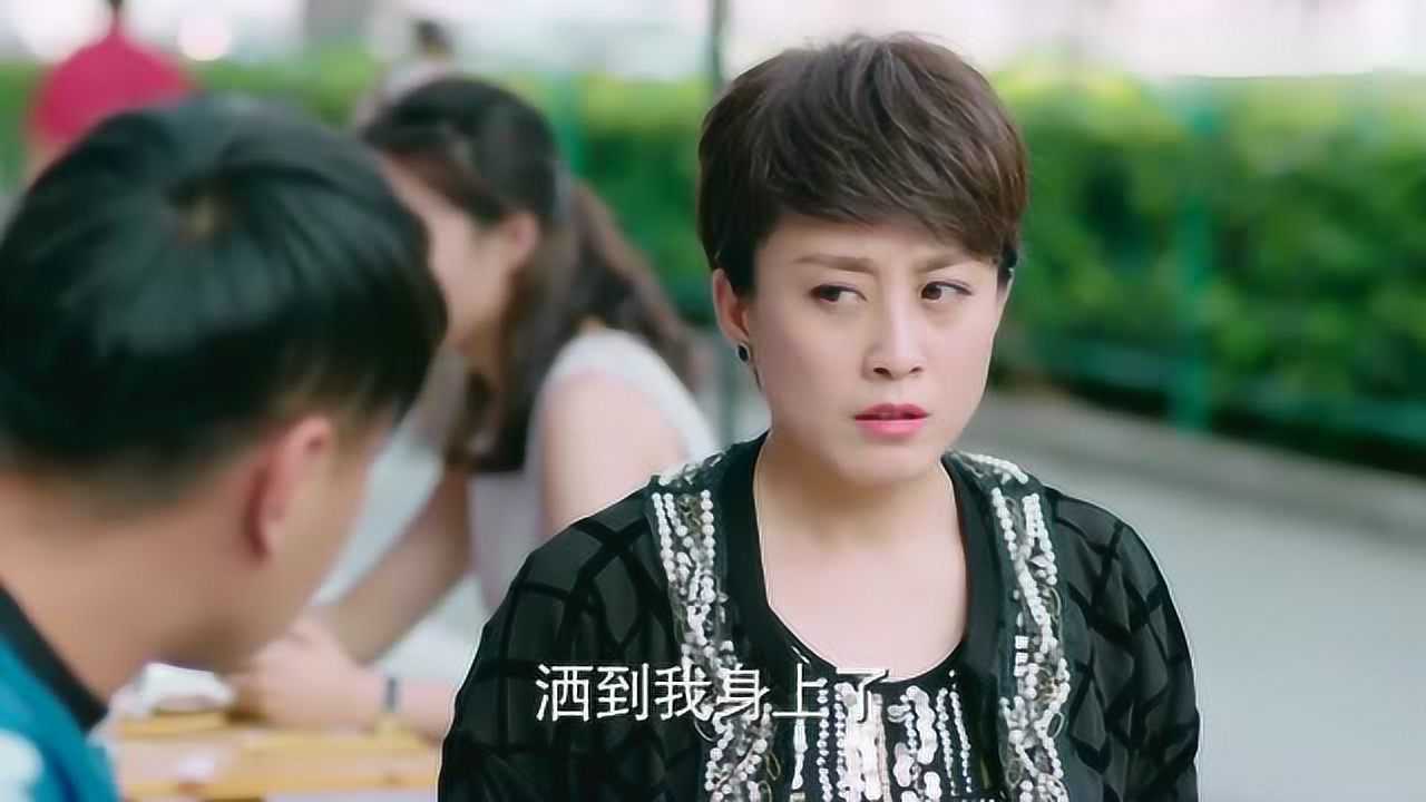 因为遇见你:牛排有什么好吃,不如路边摊好吃,何娟被误认大明星