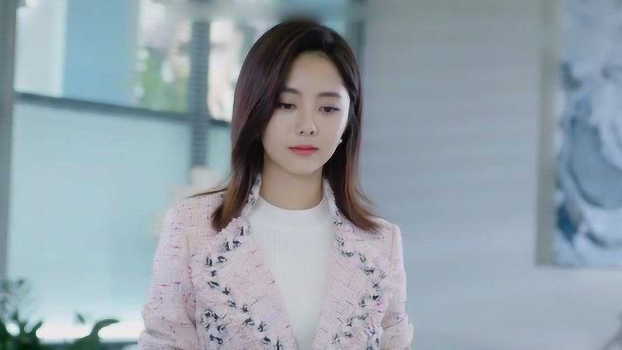 狐狸的夏天海莲娜找到顾承泽告状要晏书向她道歉