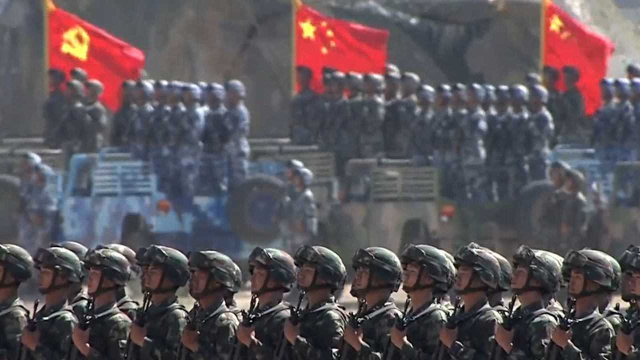 最新解放军全军集结宣传片 网友:没有比这更燃的了!