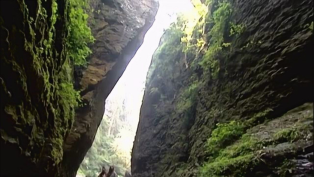 《笑傲江湖》:曲阳和刘正风一前一后,走在山涧,退出江湖!腾讯视频