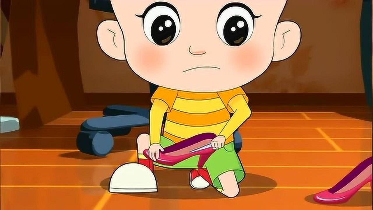 《新大头儿子》围裙妈妈的鞋子磨脚了,大头想要帮妈妈弄好