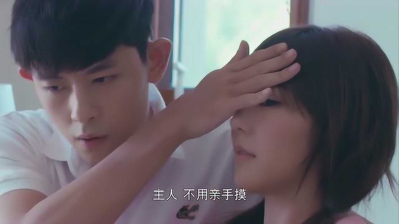 《校花前传之很纯很暧昧》精彩合集_很纯很暧昧:杨明进屋就把校花抱进卧室,校花深情的看着他!_电视剧_高清完整版视频在线观看_腾讯视频