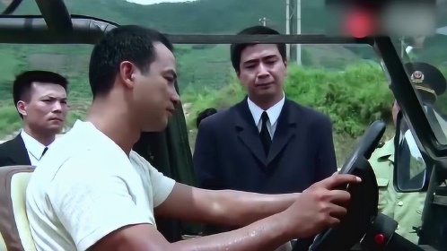 一部香港犯罪电影:任达华饰演的一代枭雄张子豪最后终于被捕