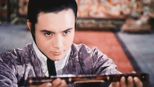 1982年经典影片《笔中情》，小白龙演主角，唐僧演配角