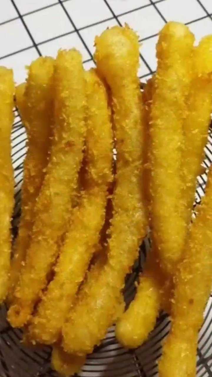 面包糠炸薯条