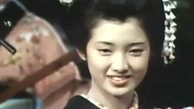 山口百惠与三浦友和主演电影《伊豆的舞女》时,才刚刚读高一