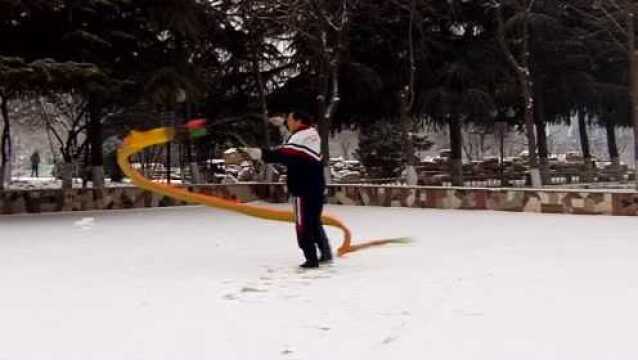 邯郸峰峰竹友张洪堂雪地玩龙