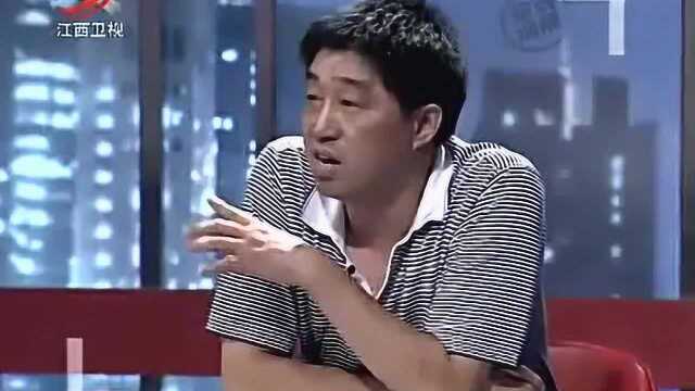 阿牛唱完《桃花朵朵开》单身多年妻子因其丑而离他而去