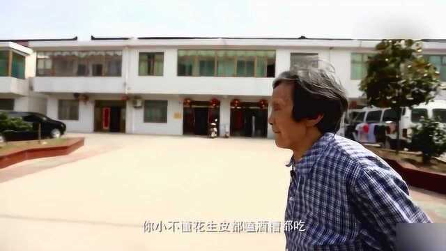 毛坦厂79岁陪读奶奶:捡垃圾为孙子学费,回去以后用84消毒液洗手