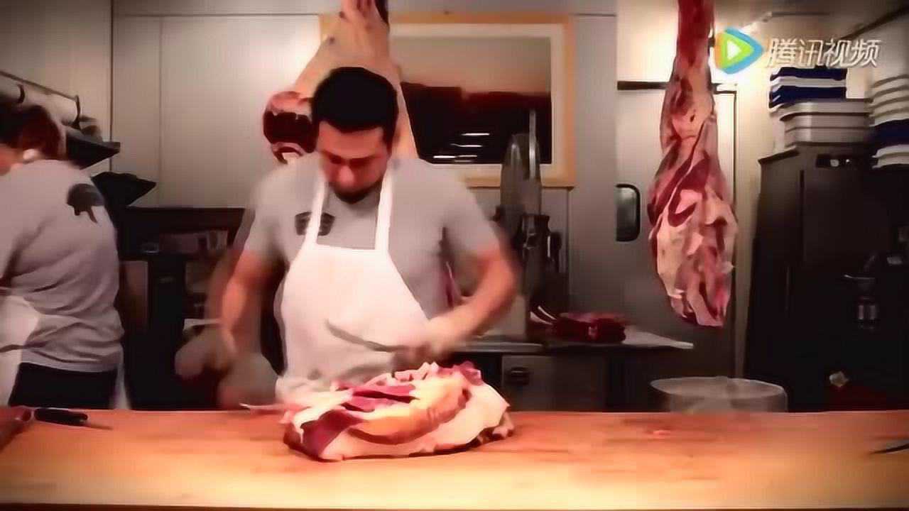 实录国外屠夫给牛肉剔骨,听着背景音乐看他干活很不错_腾讯视频