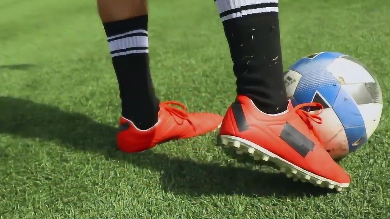 足球教学:c罗的"knuckleball"任意球技巧