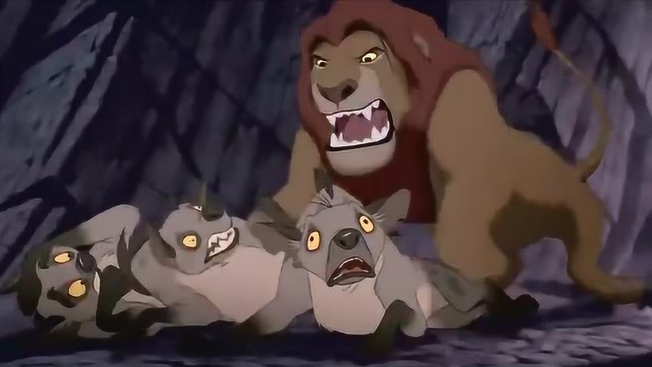 土狼欺负辛巴个头小狮子王霸气出场土狼秒怂落荒而逃