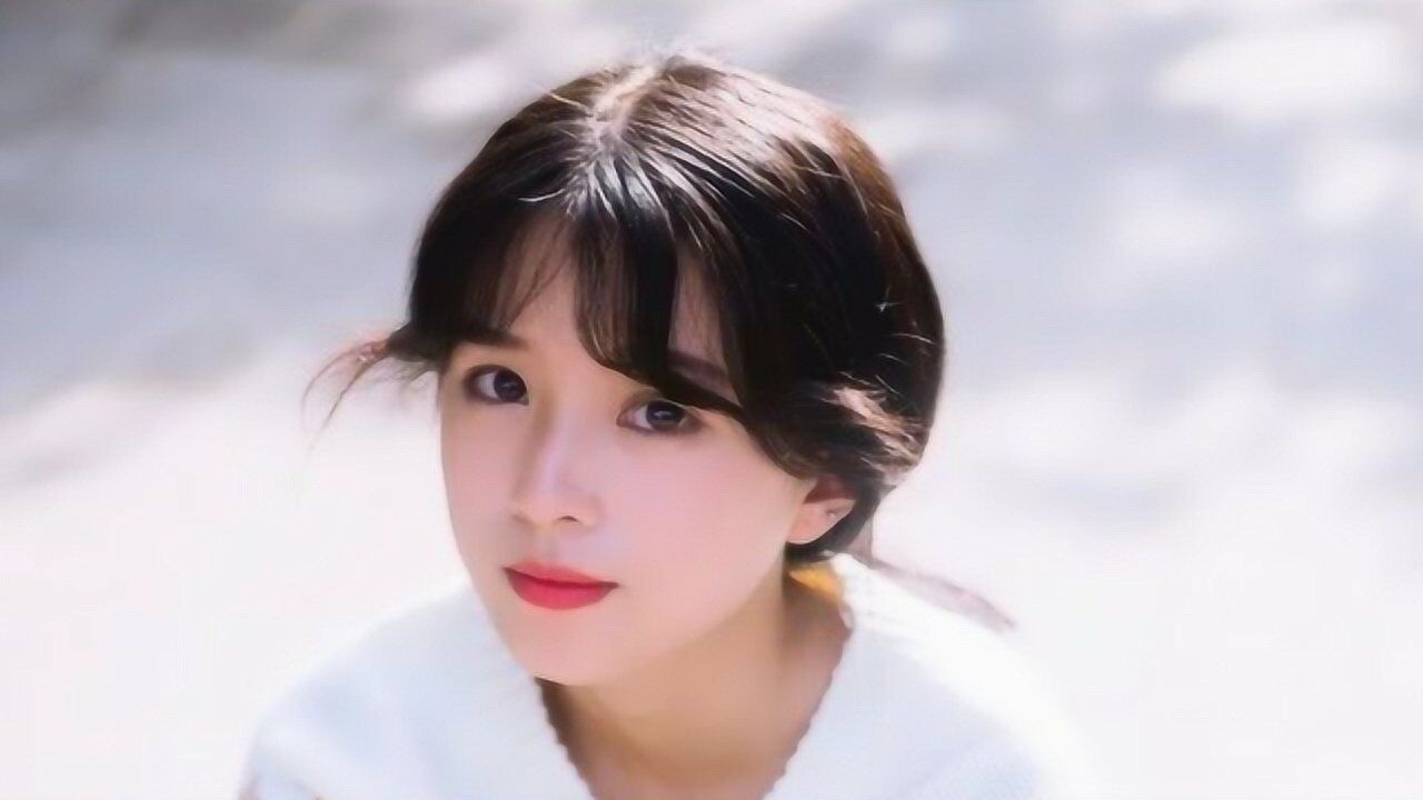冯一诺歌唱风中有朵雨做的云夷陵老祖回想起征战的岁月