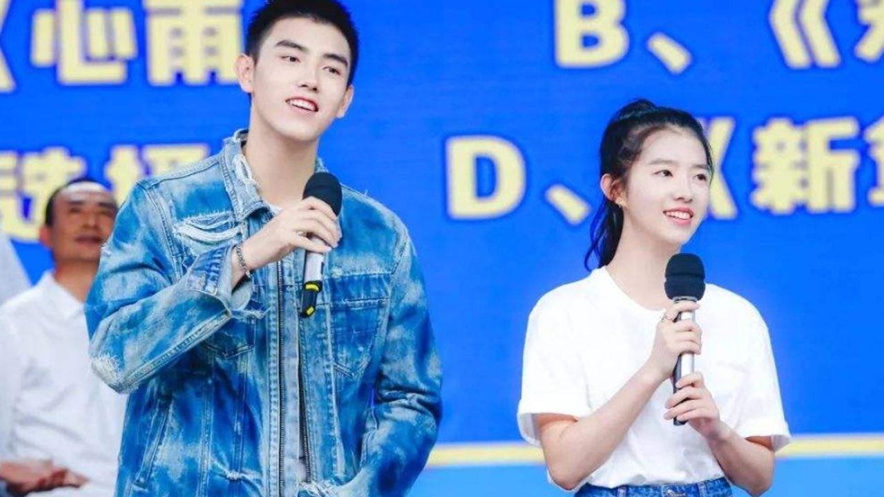 杨超越身高168陈飞宇身高188两人同框后身高差明显