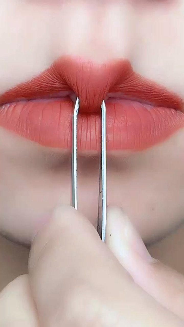 自己在家打唇珠